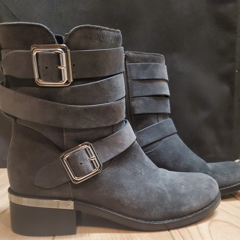 Size 7 Gray Vince Camuto Boots *Excellent Condition*